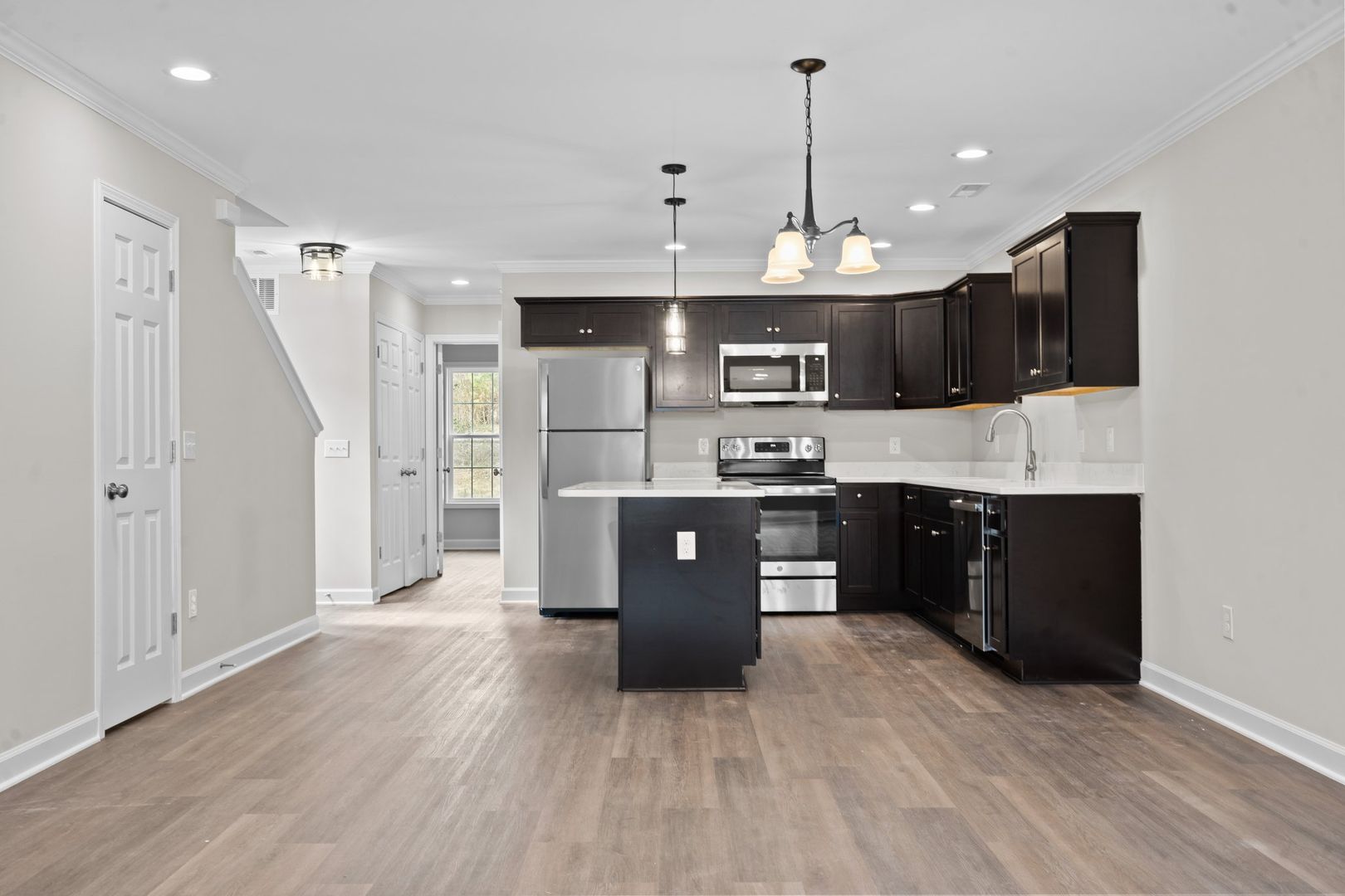 Lillington House: 121 Laura Lane