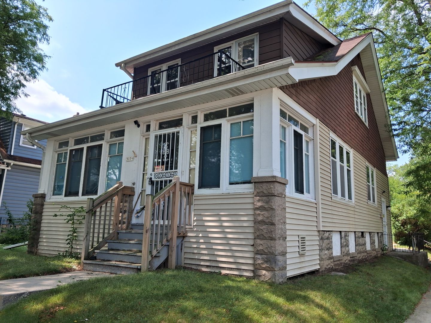 Milwaukee Apartment: 3179 North 39th Street