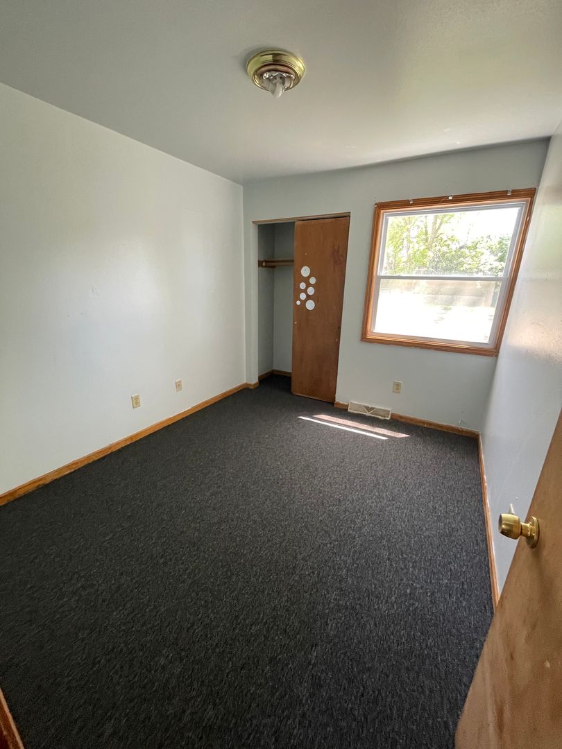 Milwaukee Apartment: 8809 West Villard Avenue