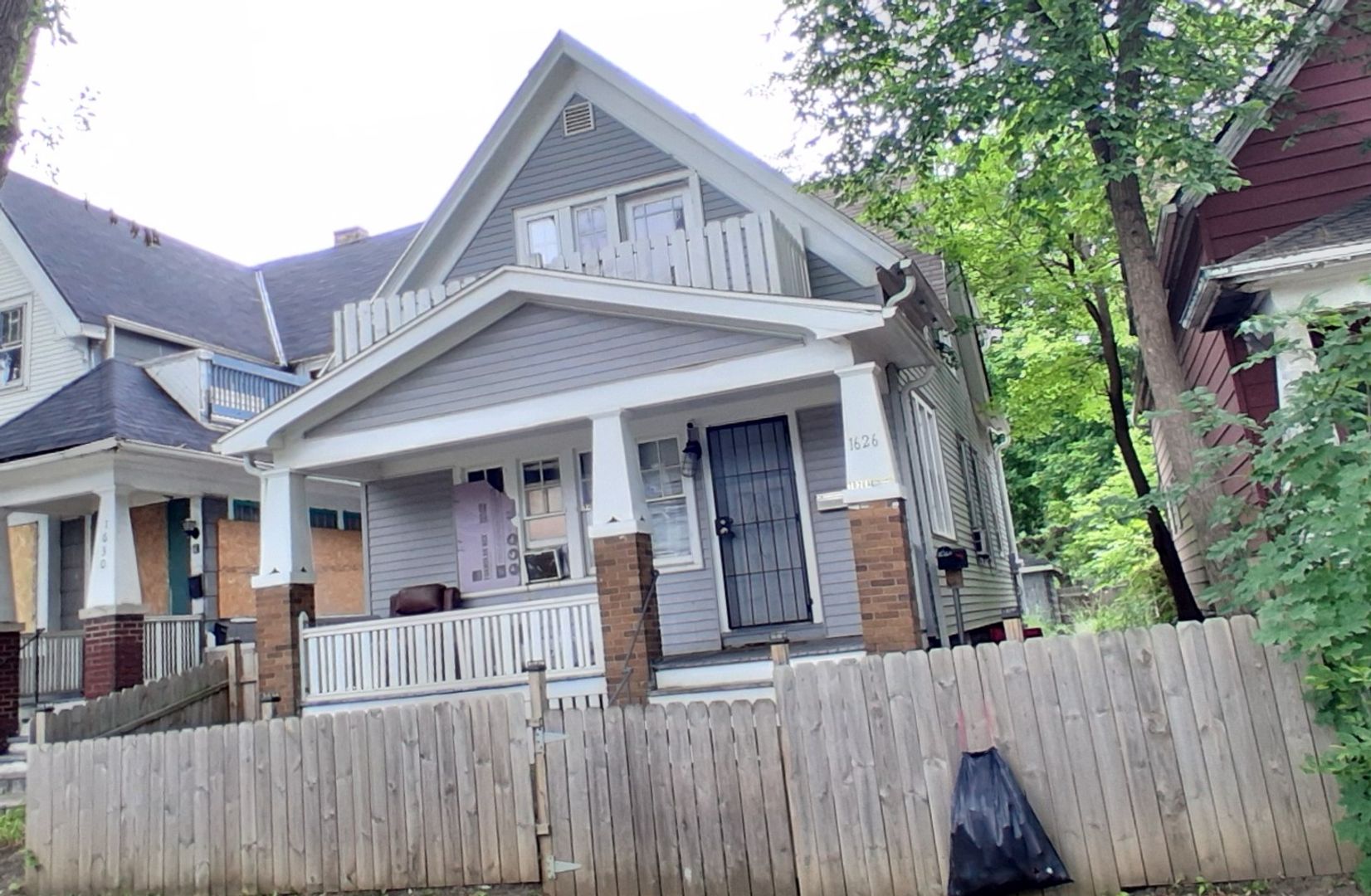 Milwaukee Apartment: 1626 N 28th St