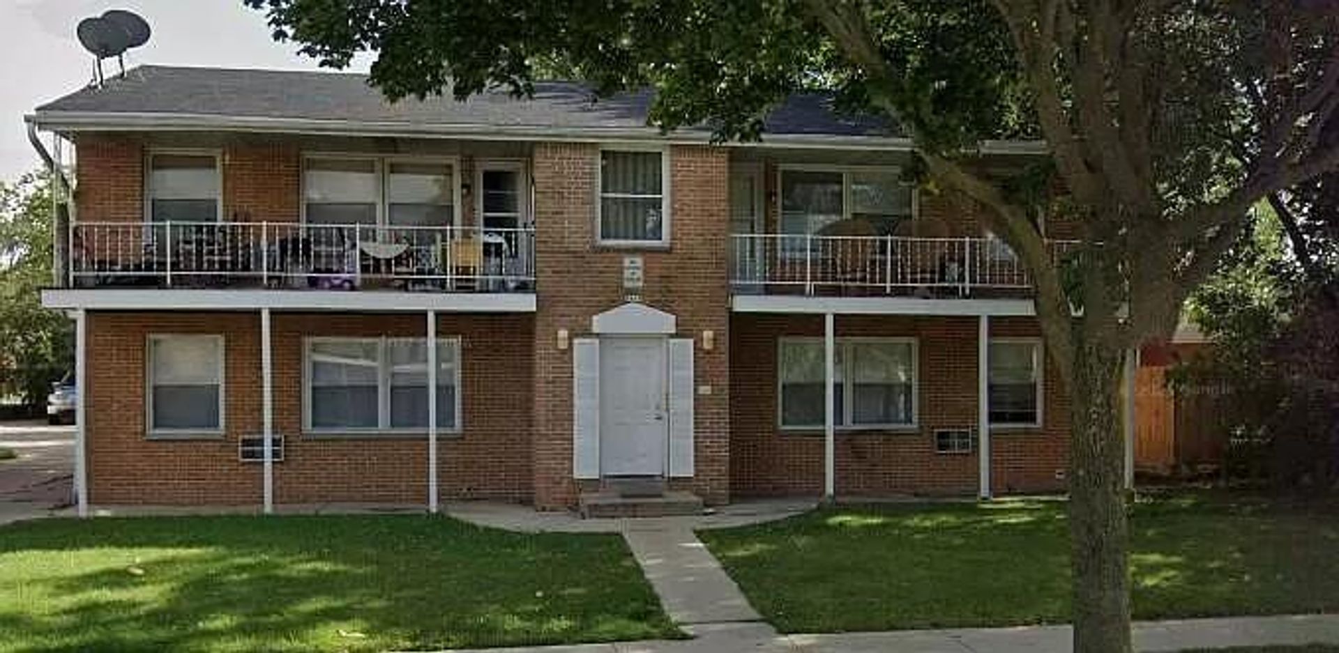 Milwaukee Apartment: 8809 West Villard Avenue