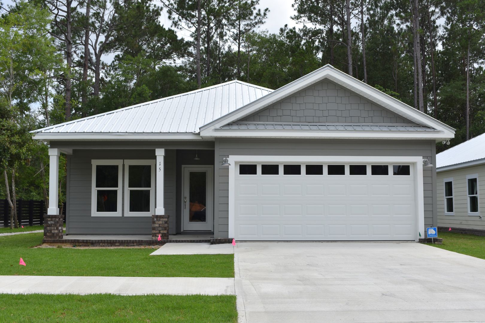 Freeport House: 15 Oakfield Dr