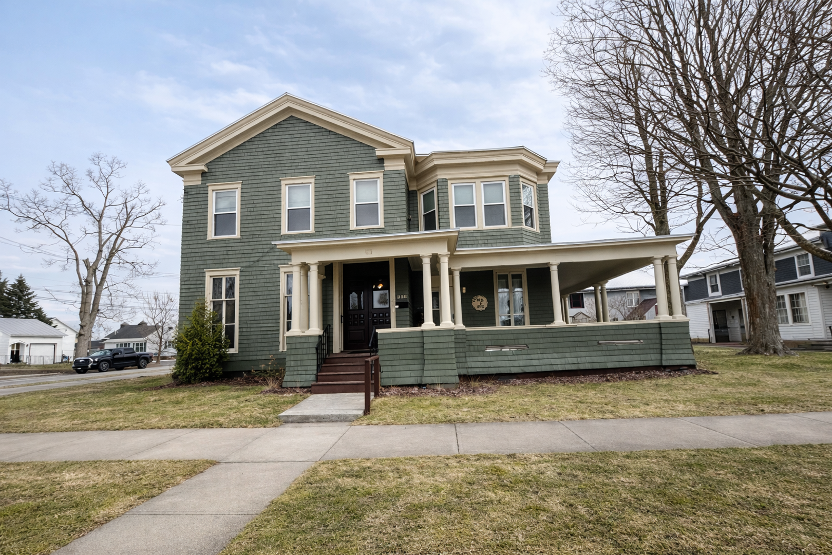 Rome Apartment: 218 N. George Street