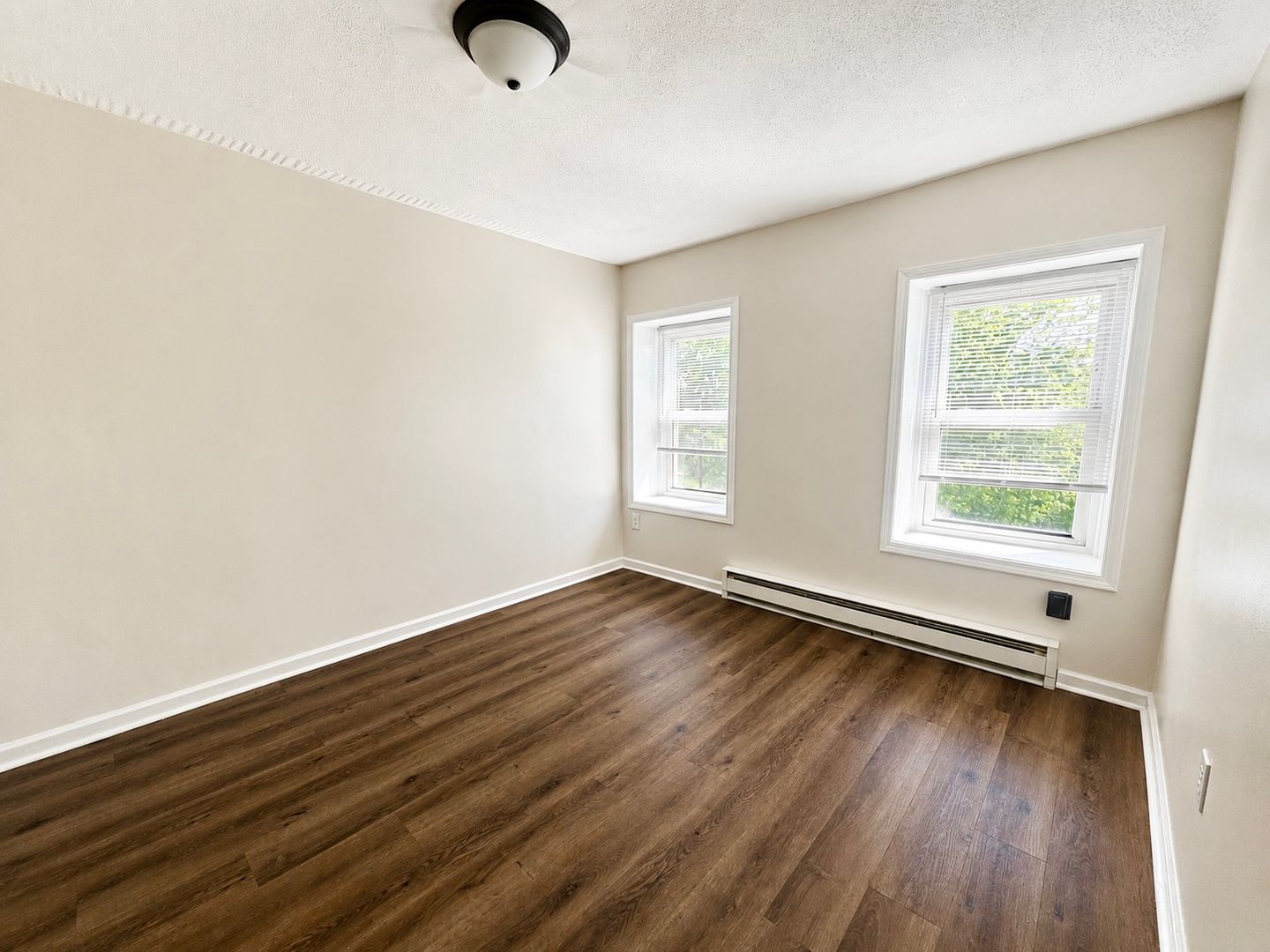 217 E Whitesboro Street 13 of 35