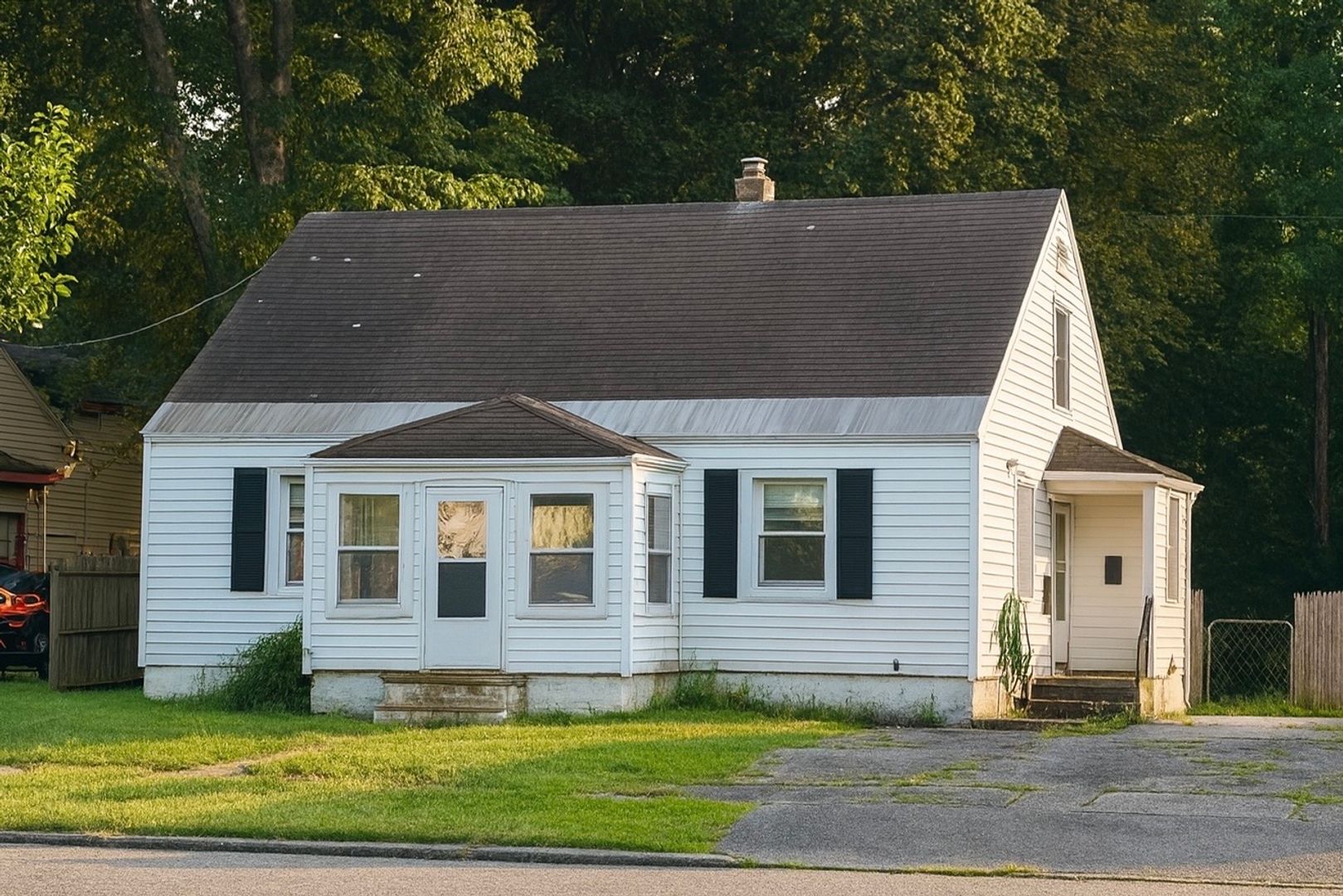 3 Bed 1 Bath –  On Rental Millbrook Road 