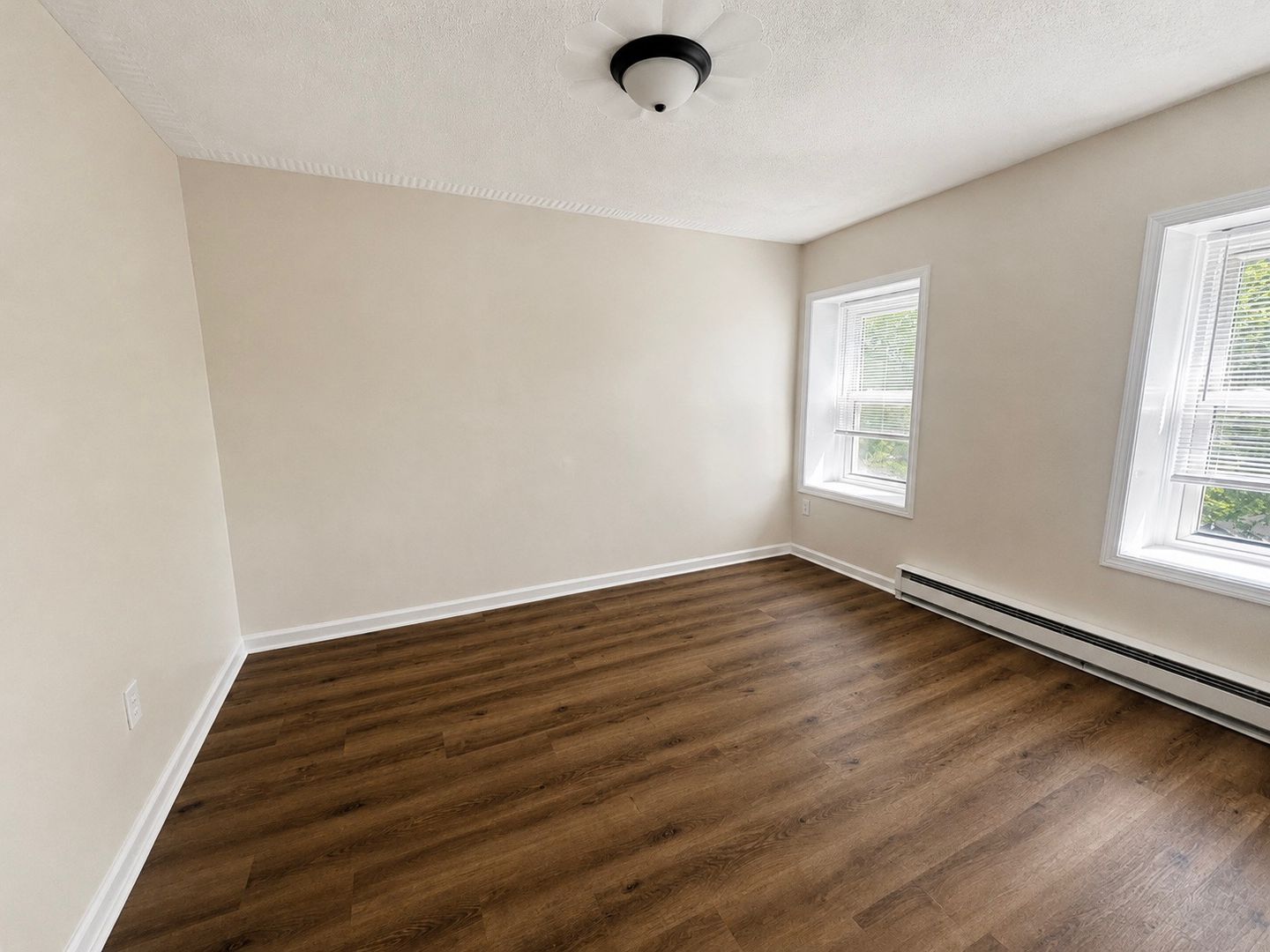 217 E Whitesboro Street 15 of 35