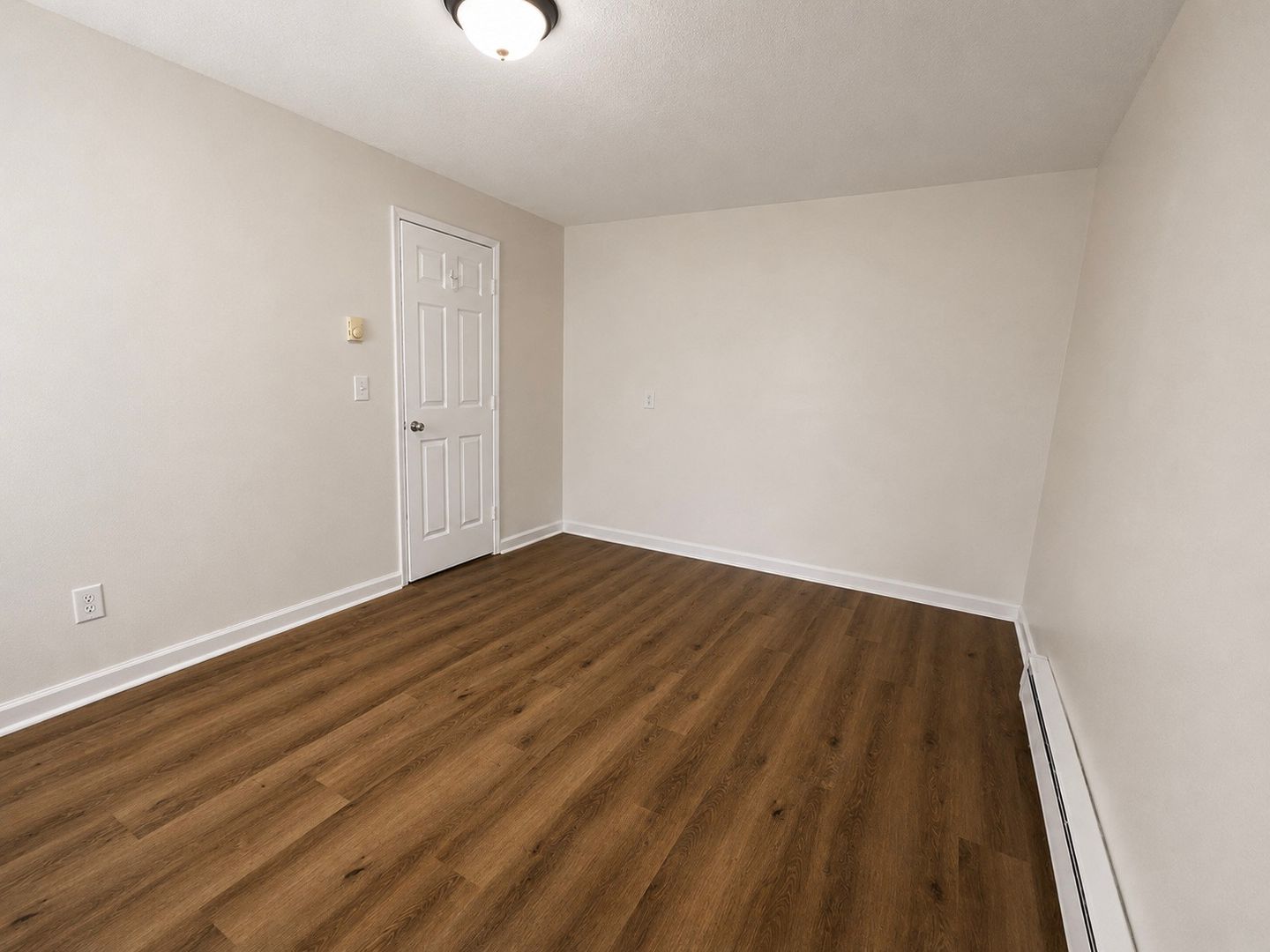 217 E Whitesboro Street 19 of 35