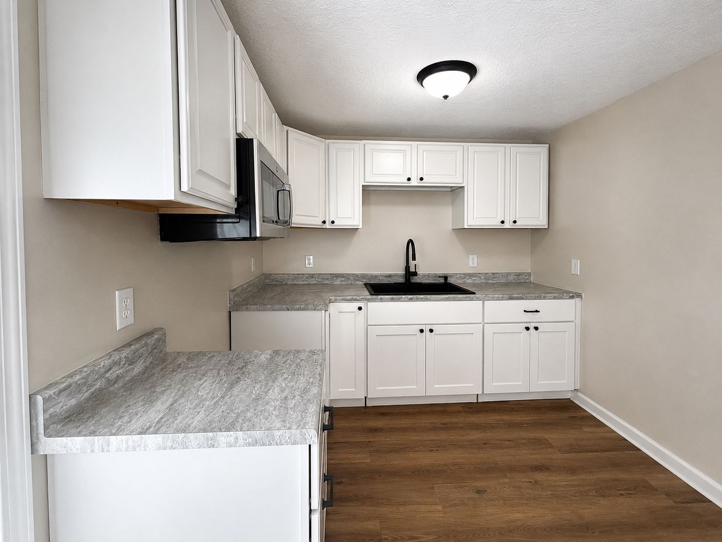 217 E Whitesboro Street 8 of 12