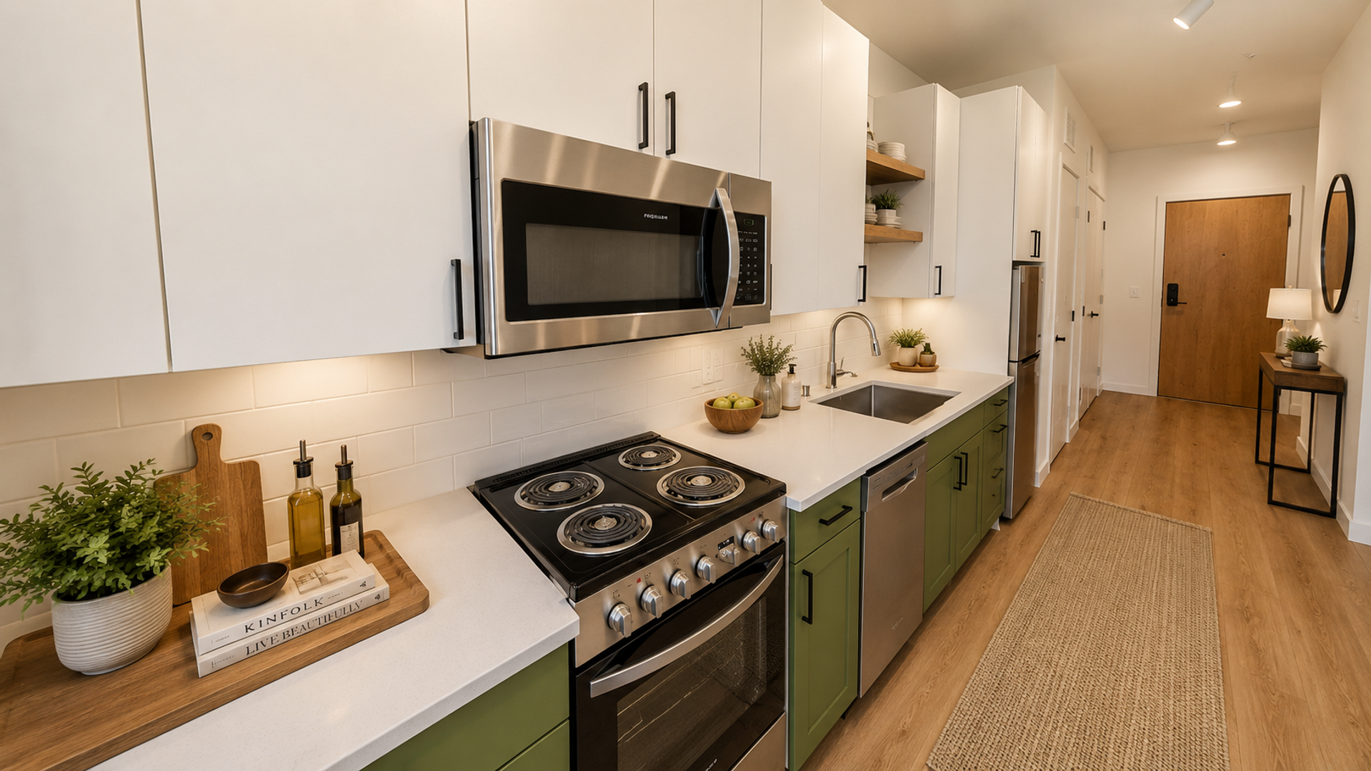 Minneapolis Apartment: 110 6th Ave NE