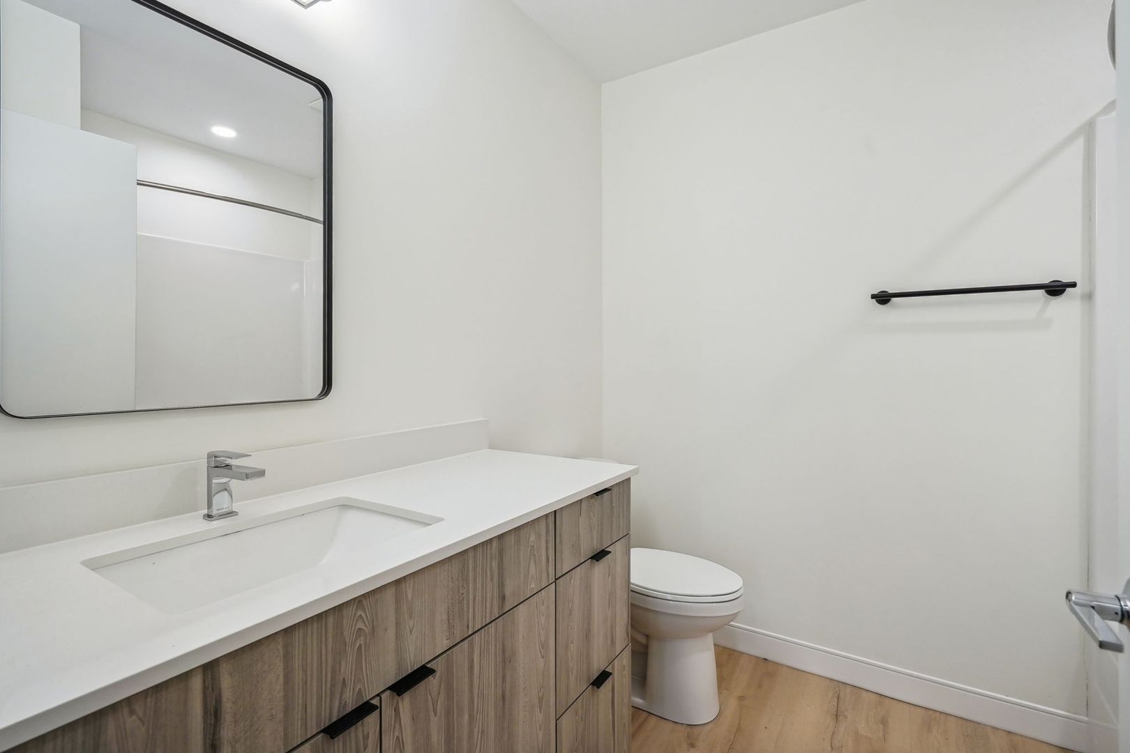 Minneapolis Apartment: 3027 James Ave South