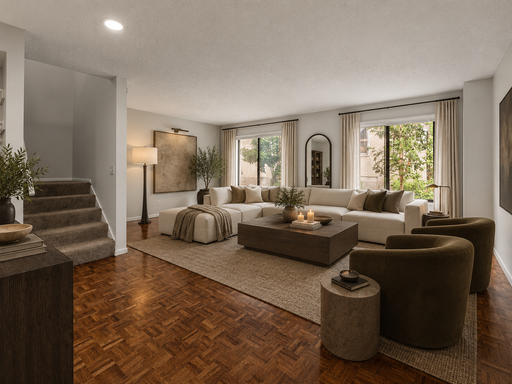 One Month Free! Steps from U of M Campus: Spacious 6 Bedrooms! – photo 1