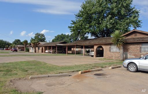 Plainview Apartments 2 Bedroom 1 Bath