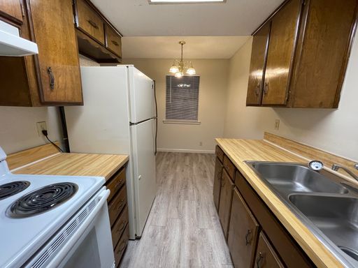 500 4th Ave #05