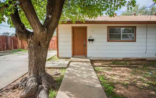 3104 Avenue N. – photo 1