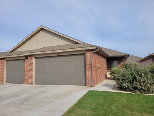 2 bedroom/ 2 bath | Frenship Isd | 1112 N. 7th St.