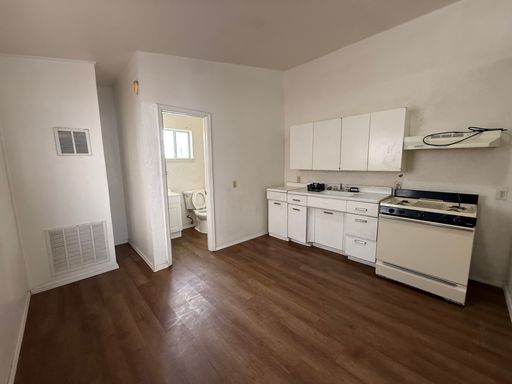 1526 E. Yandell Dr. - 1526 E. Yandell Dr. #B – photo 1