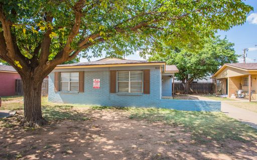 4638 52nd St #B – photo 1