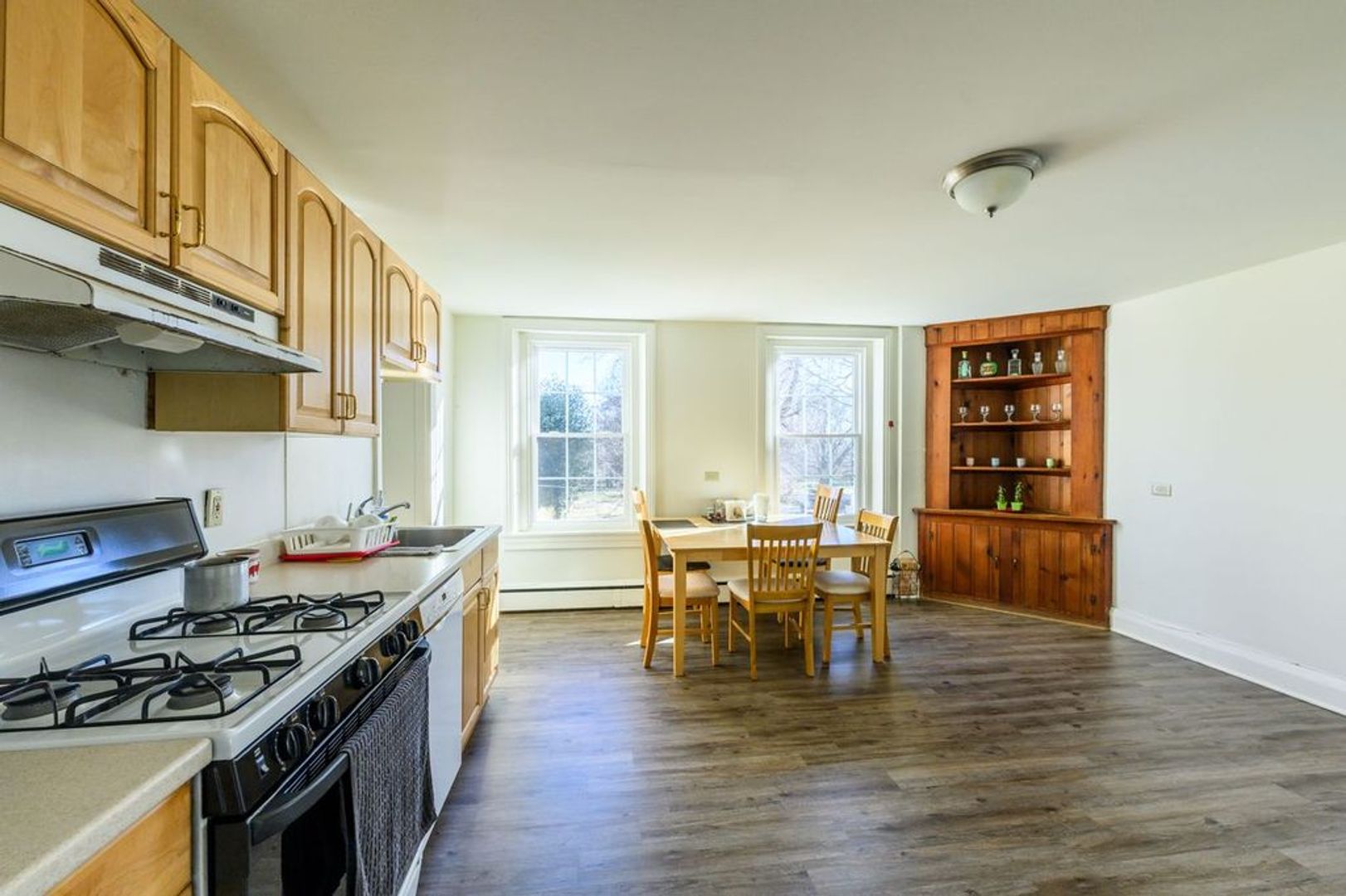 Kennett Square Apartment: 487 W. Street Road