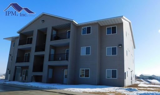 1604 20th Ave NW Unit #302 – photo 1