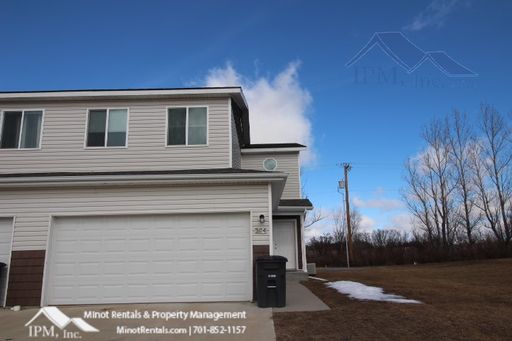304 5th Ave W - Powers Lake