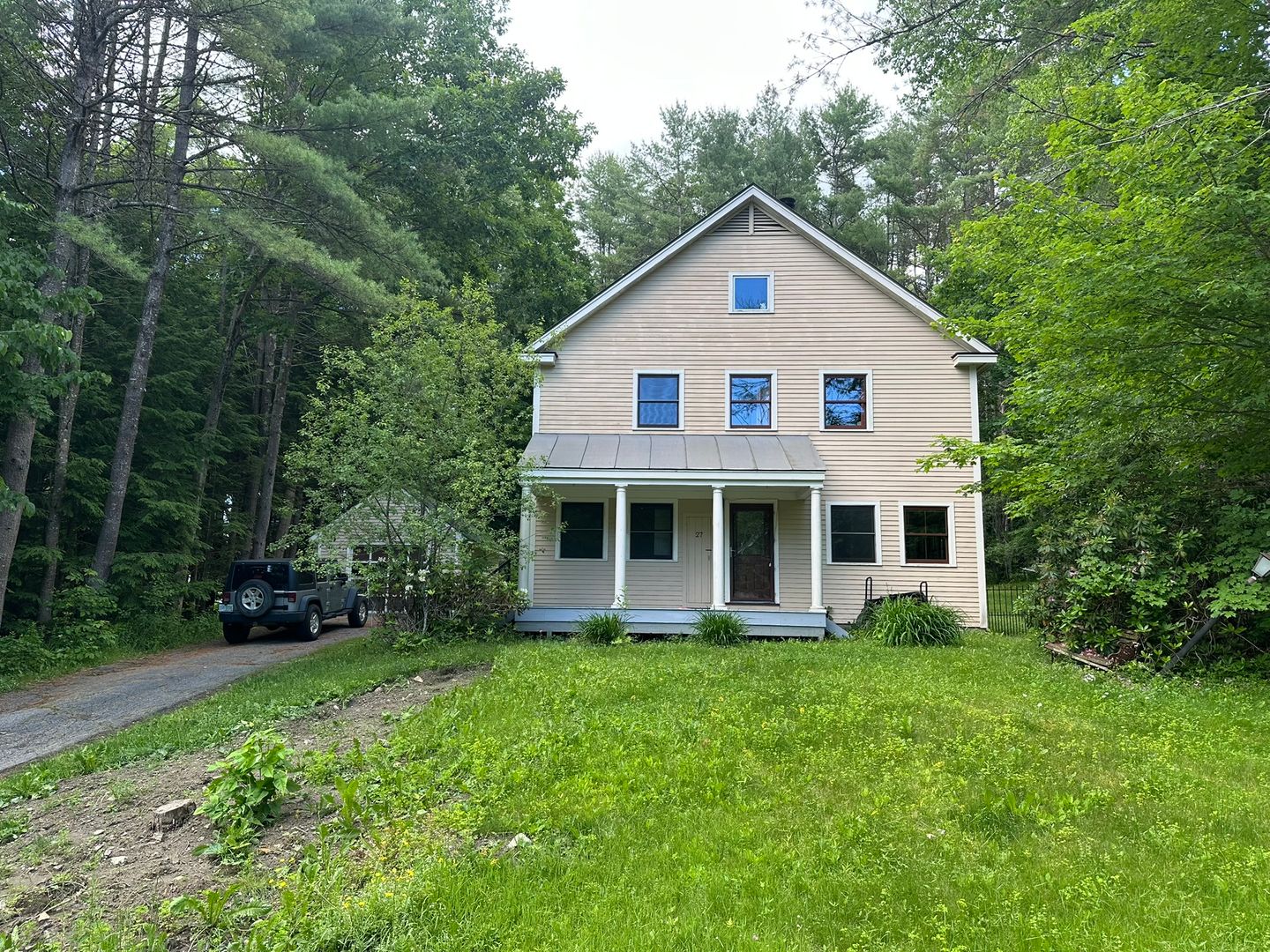 Hanover House: 27 MacDonald Drive