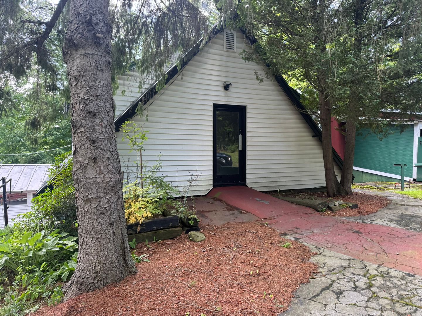 Lebanon Multiplex: 265 Bank Street Ext