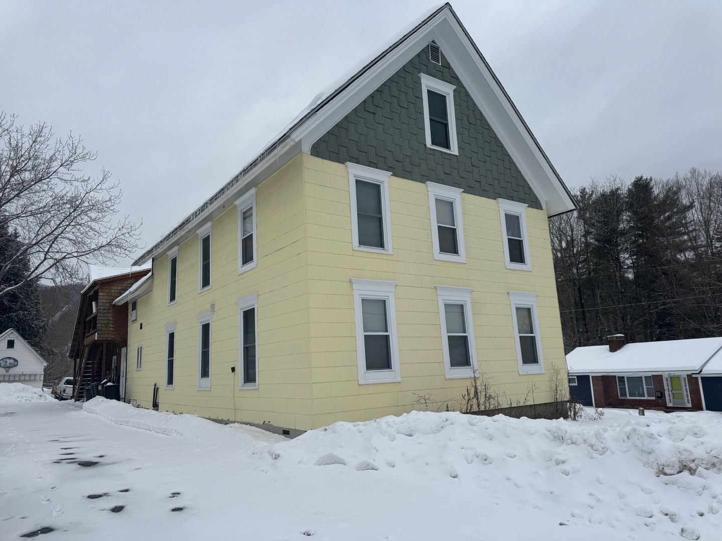 Lebanon Apartment: 73 Church Street