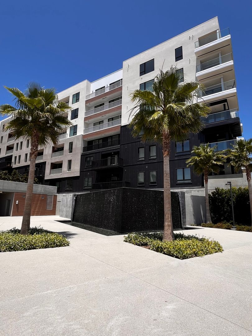 Irvine House: 3609 Rivington