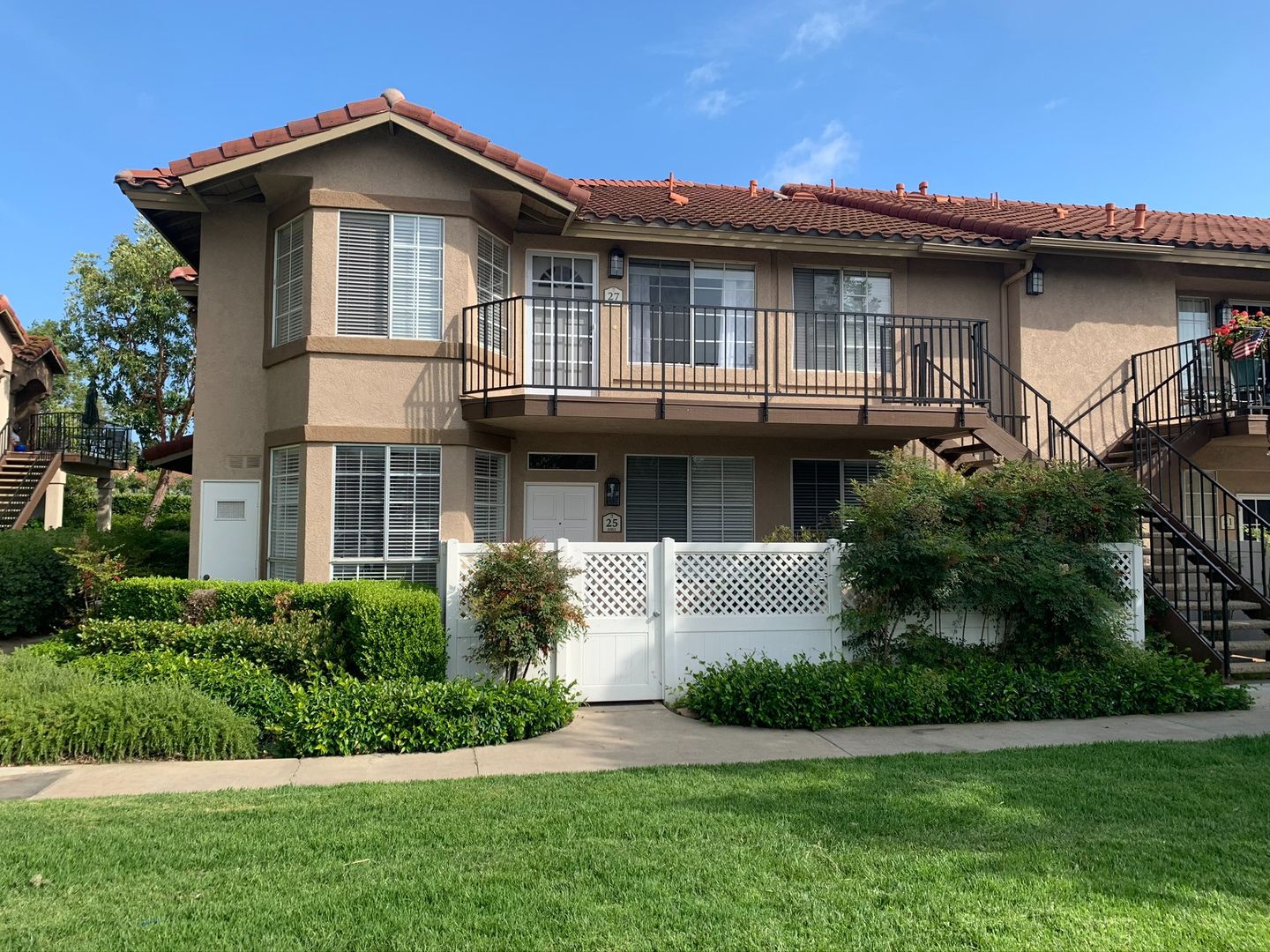 Rancho Santa Margarita Condo: 25 Roble