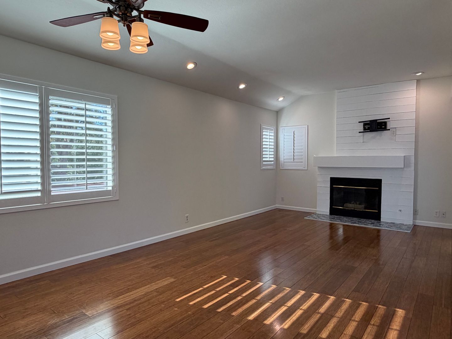 Rancho Santa Margarita Condo: 39 Aubrieta