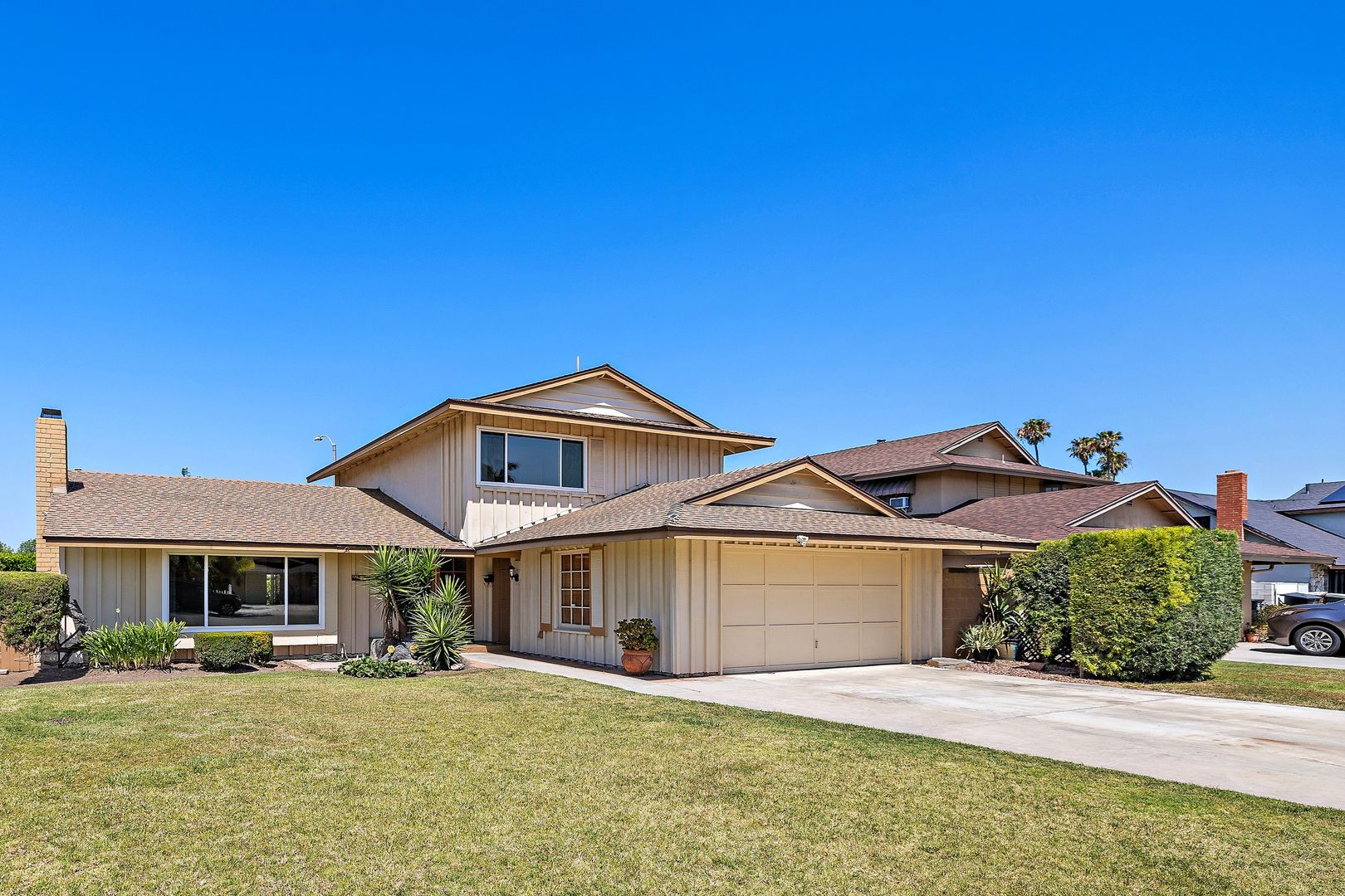 Anaheim House: 629 S Vicki Ln