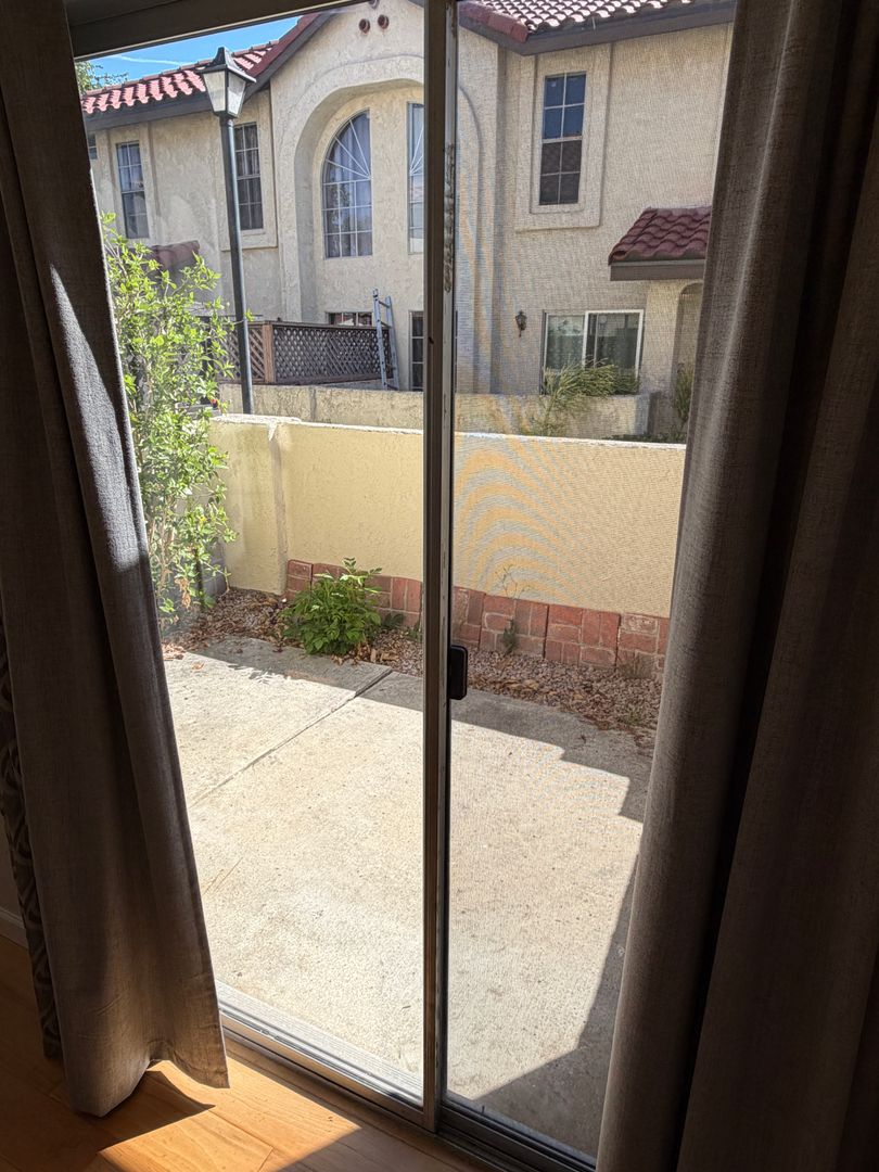 26156 Sanz #B 4 of 12