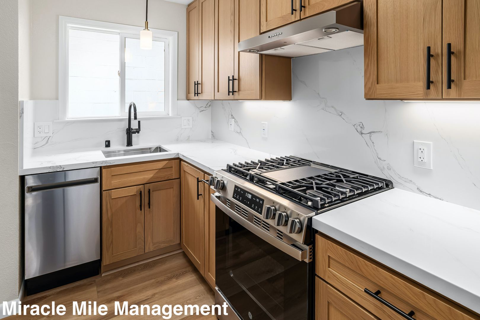 Novato Apartment: 841 Sweetser Ave