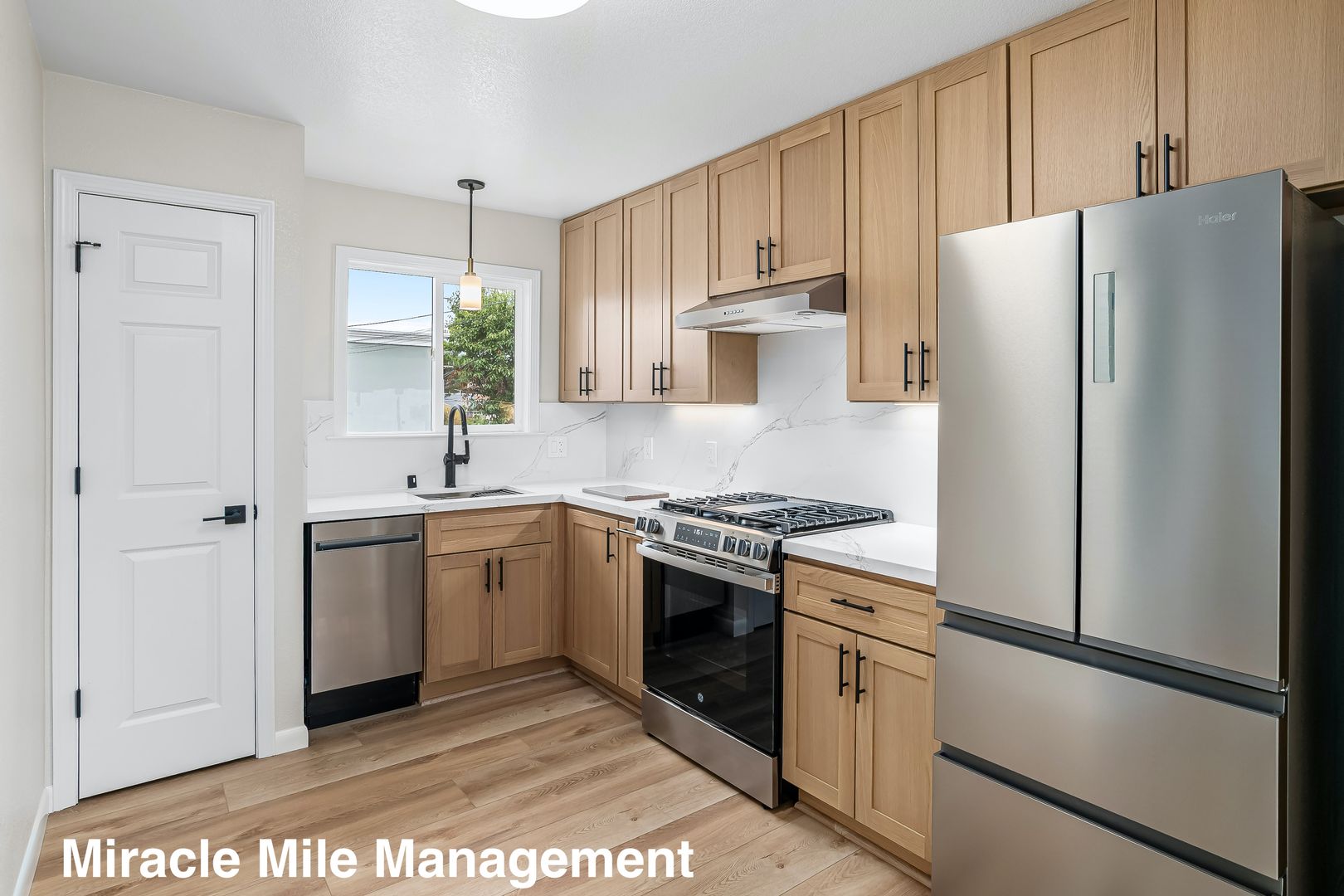 Novato Apartment: 841 Sweetser Ave