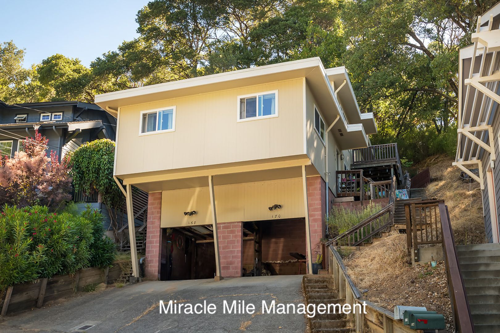 Fairfax Apartment: 168-170 Willow Ave