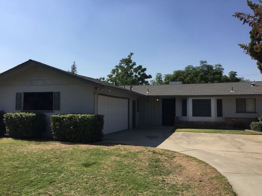 3 Bed 1.5 Bath Rental at 3925 N seventh St., Fresno, CA – photo 1