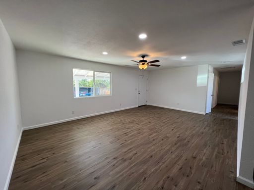 3bd/1ba unit and NEWLY remodeled!