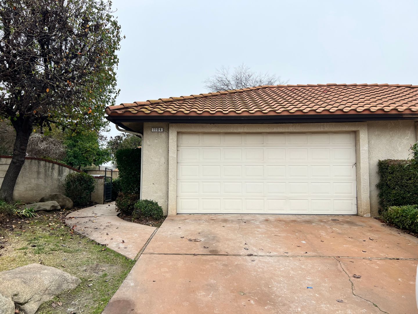 Madera House: 1104 Pinewood Court