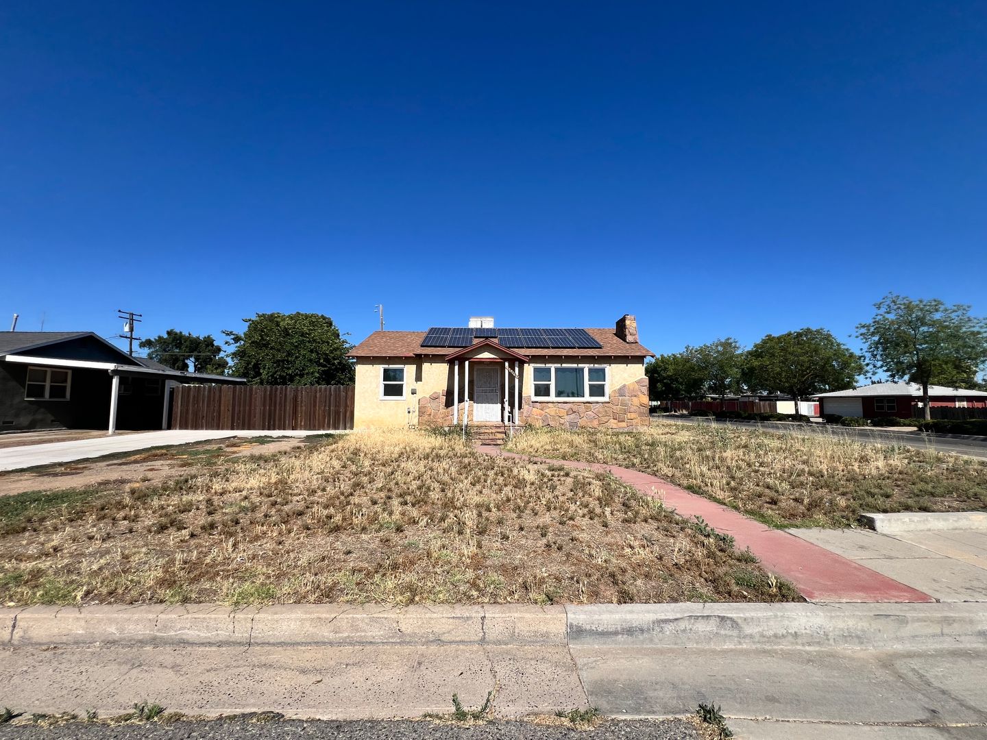 Madera House: 1101 Nebraska Avenue