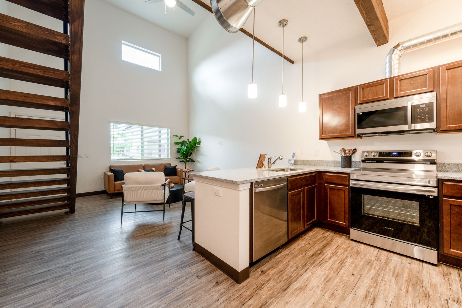Flagstaff Apartment: 1571 N Pine Cliff Dr