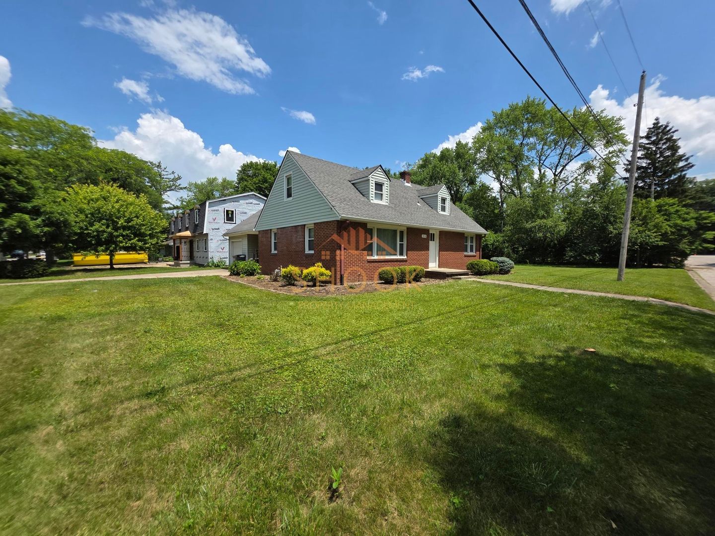 West Lafayette House: 1010 Oakhurst Dr