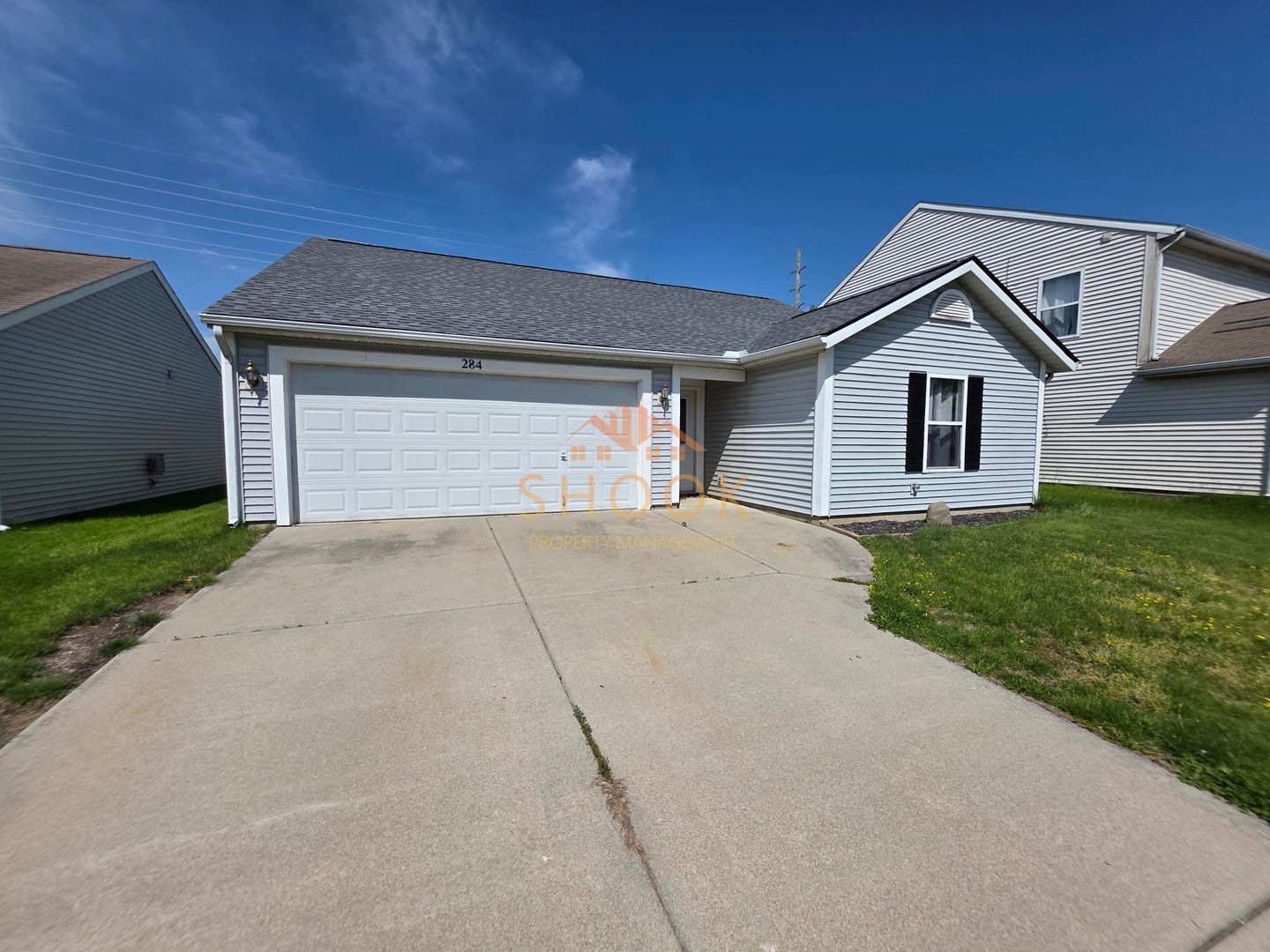 Lafayette House: 284 Blakely Dr