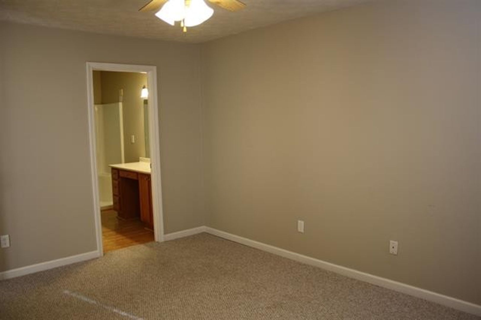 West Lafayette House: 1957 Ellison Dr
