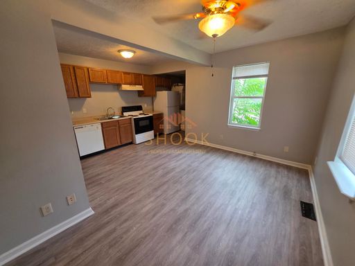 2 BR CLOSE TO DOWNTOWN – photo 1