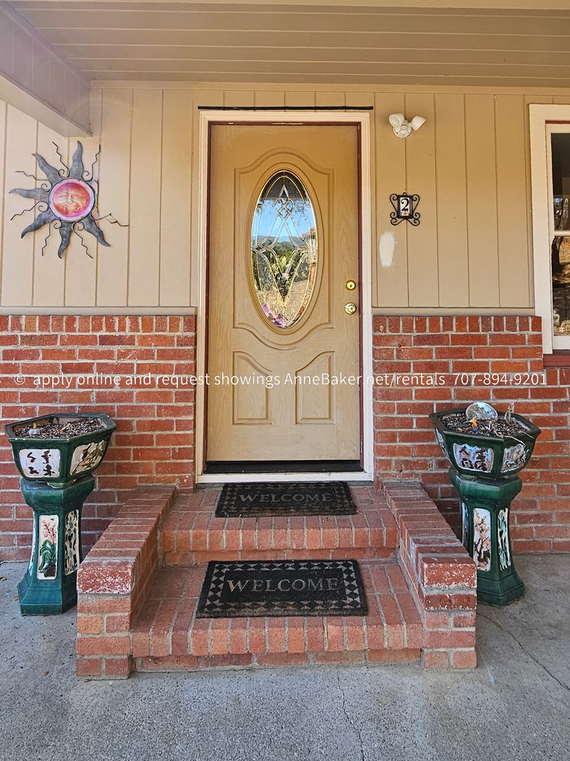 Cloverdale House: 2 Haselden Drive