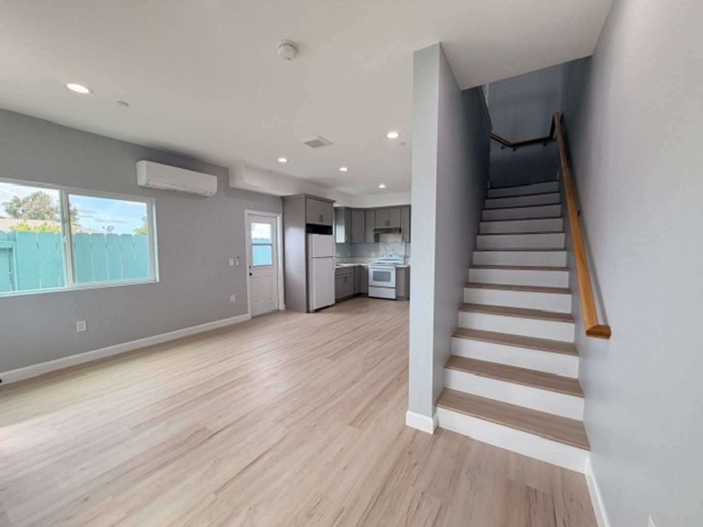 San Diego Apartment: 5256-5260 Groveland Drive