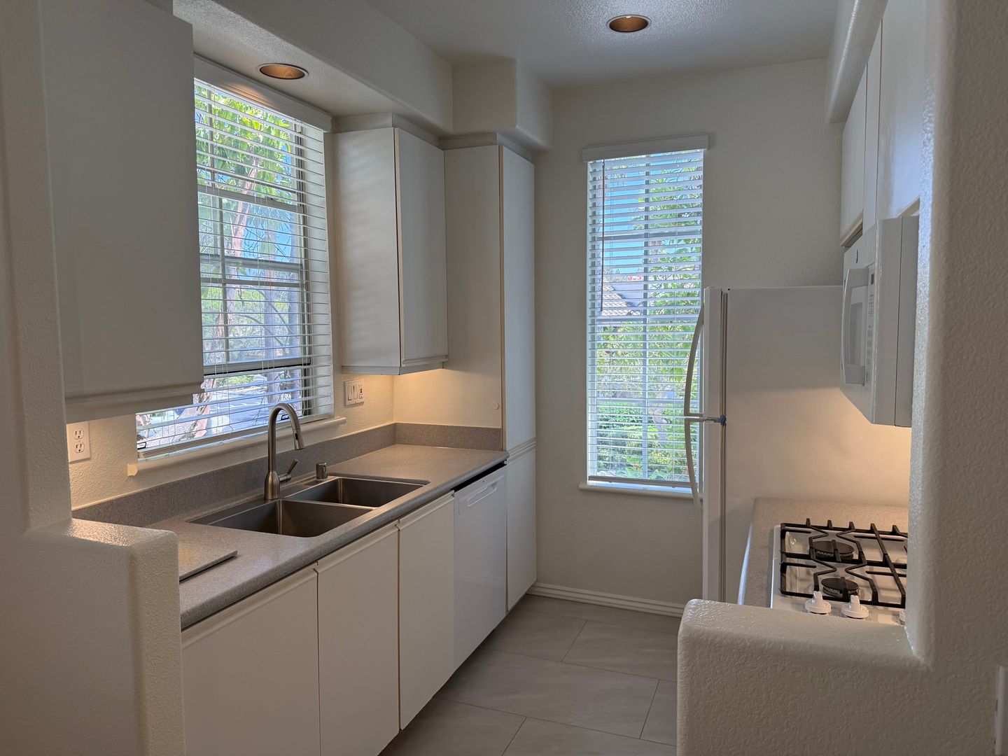 San Diego House: 3601 Bernwood Place Unit 66