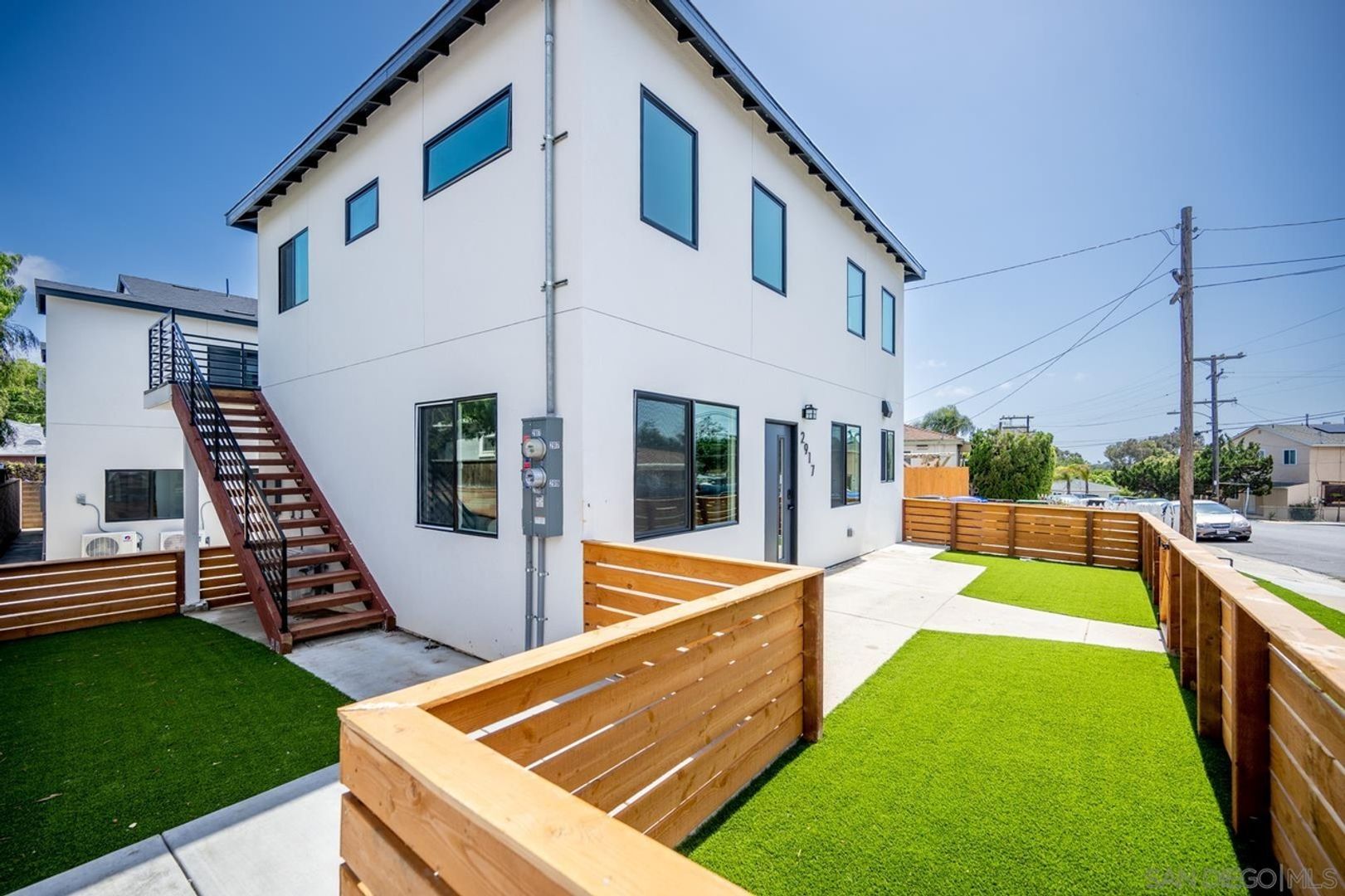 San Diego Apartment: 2917-2923 Preece Street