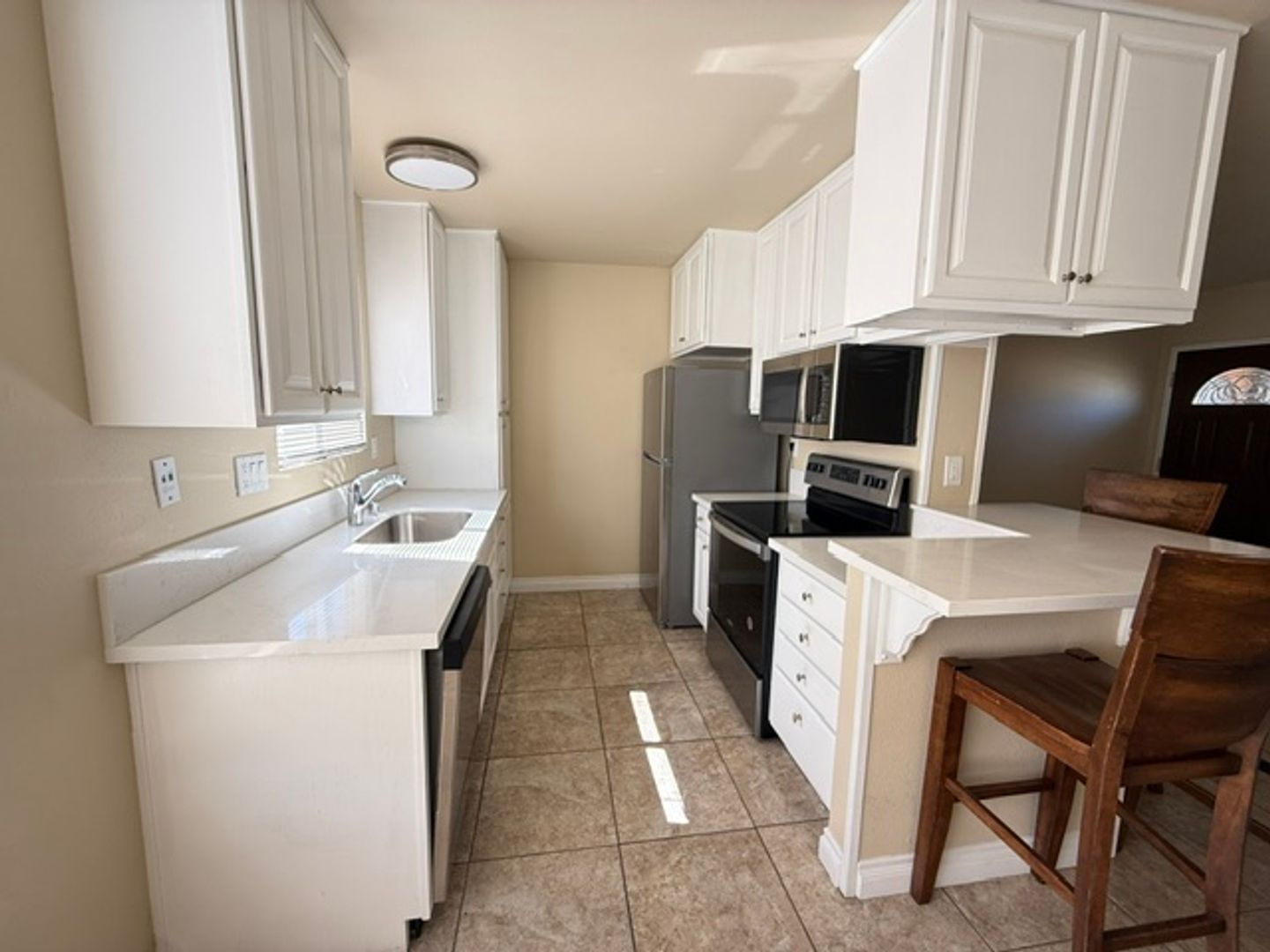 Chula Vista Condo: 565 Moss Street Unit 15