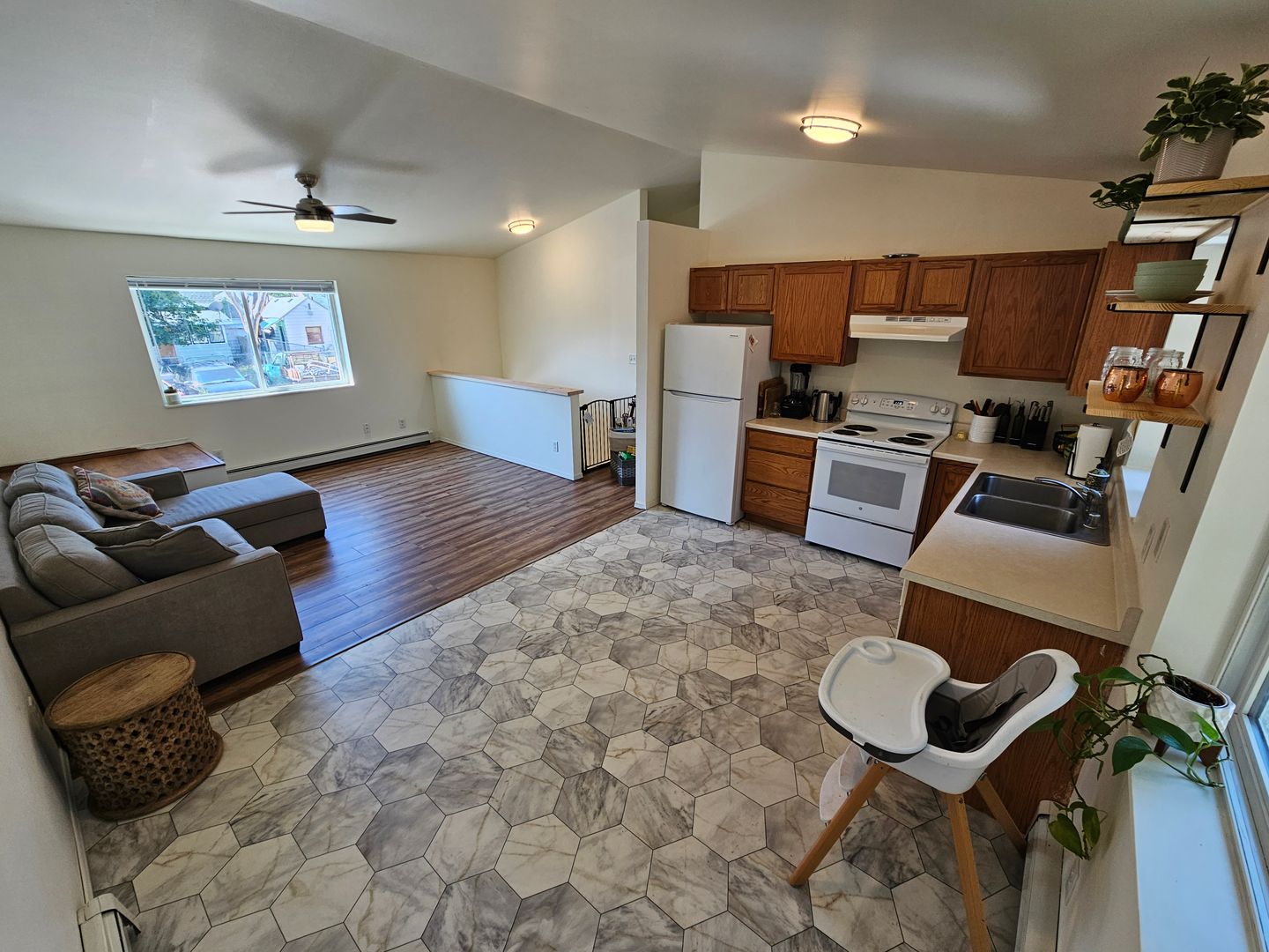 Missoula Apartment: 825, 829 Sherwood